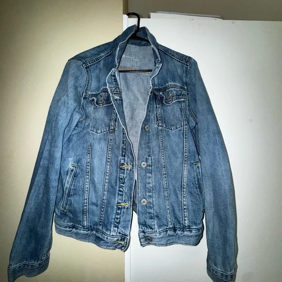 GAP Light Blue Denim Jacket - Picture 1 of 3